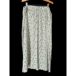 BloomChic Womens Size 18/20 Floral Print Skirt Side Slit Button Detail Lined
